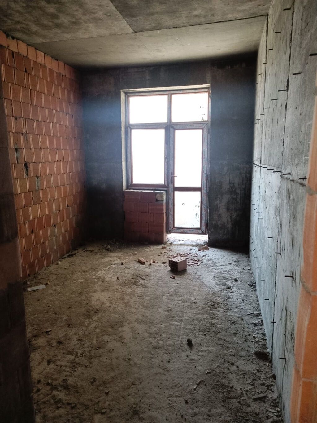 4 otaqlı, Yeni tikili, m. 20 Yanvar, 186 kv. m