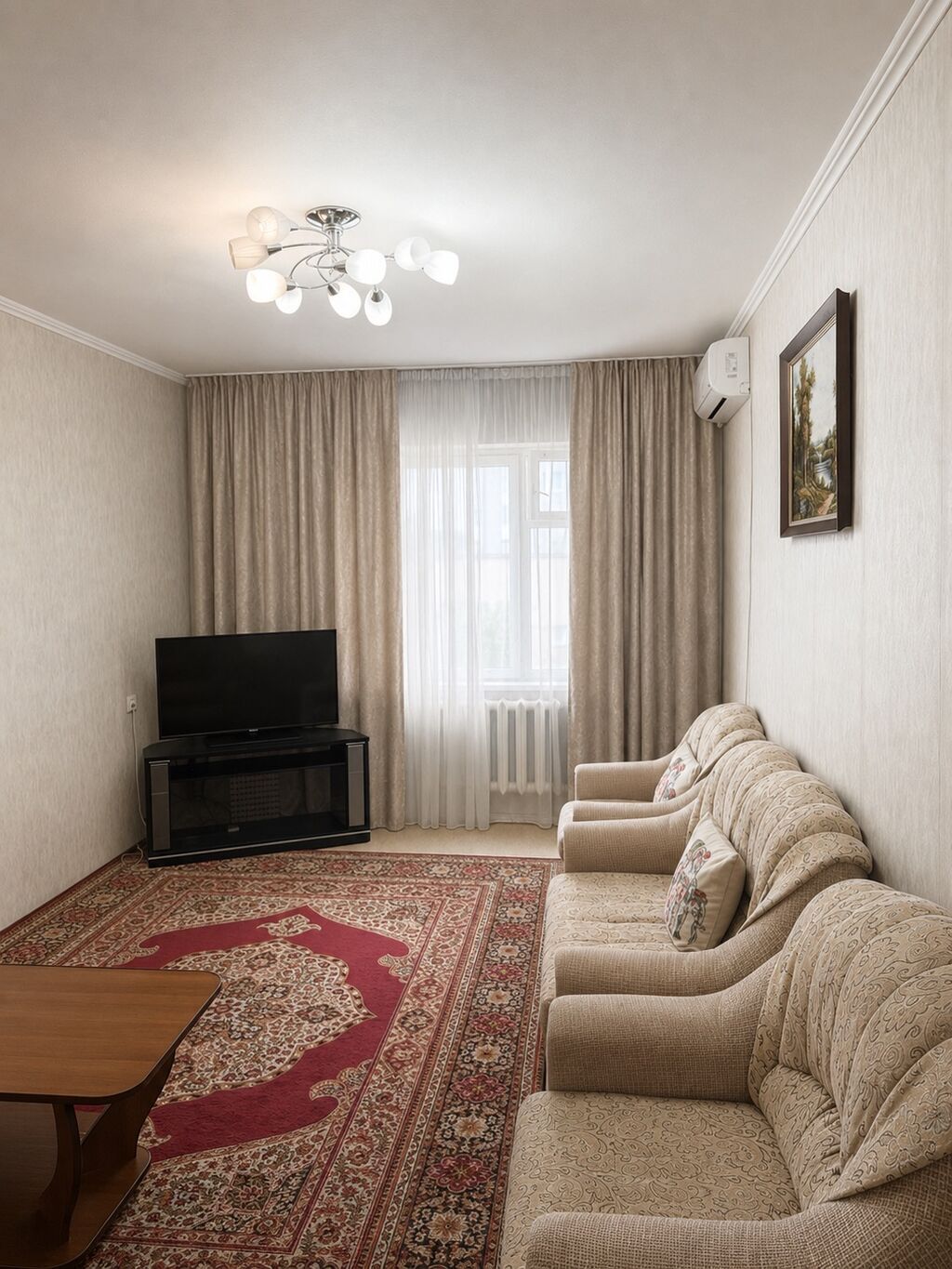 4 комнаты, 79 м², Индивидуалка, 3 этаж, Старый ремонт: фото 1