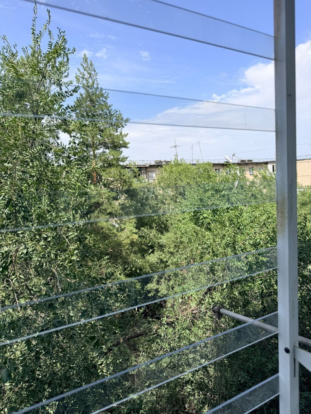 3 комнаты, 58 м², 10 мкр 104 серия, 4 этаж, Старый ремонт: фото 6