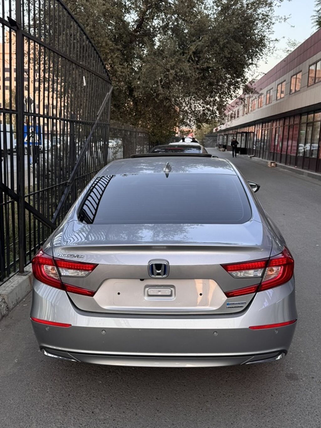 Honda Accord: 2020 г., 2 л, Вариатор, Гибрид, Седан: фото 4