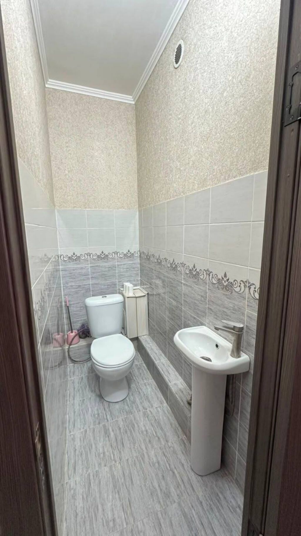 2 комнаты, 68 м², 106 серия, Джал мкр (в т.ч. Верхний, Нижний, Средний) 106 серия, 6 этаж, Евроремонт: фото 4