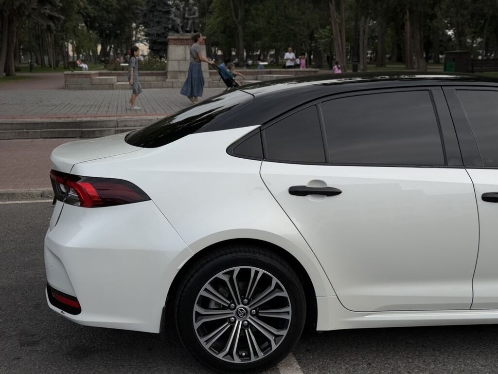 Toyota Corolla: 2019 г., 1.6 л, Автомат, Бензин, Седан: фото 6