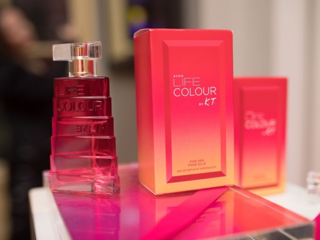 Avon life духи женские. Avon life духи. Avon туалетная вода life. эйвон духи лайф женские. парфюмерная вода life.