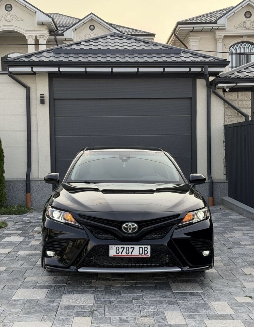 Toyota Camry: 2019 г., 2.5 л, Автомат, Бензин, Седан: фото 5