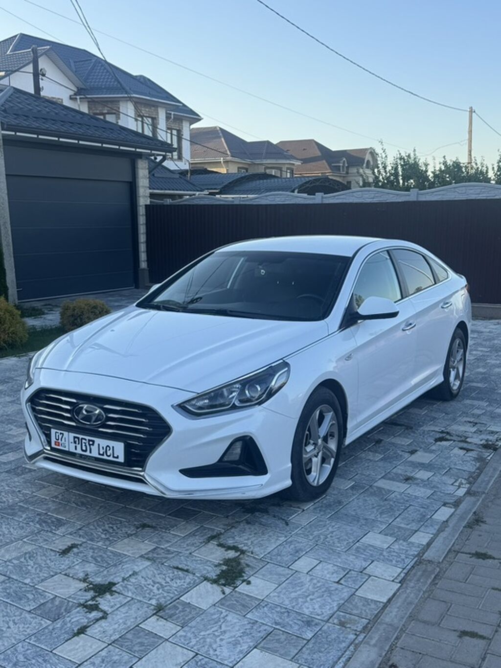 Hyundai Sonata: 2018 г., 2 л, Автомат, Газ, Седан: фото 3