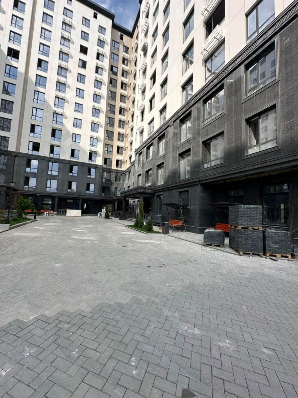 2 комнаты, 84 м², ул. Ахунбаева / Бакаева Элитка, 8 этаж, ПСО (под самоотделку): фото 6