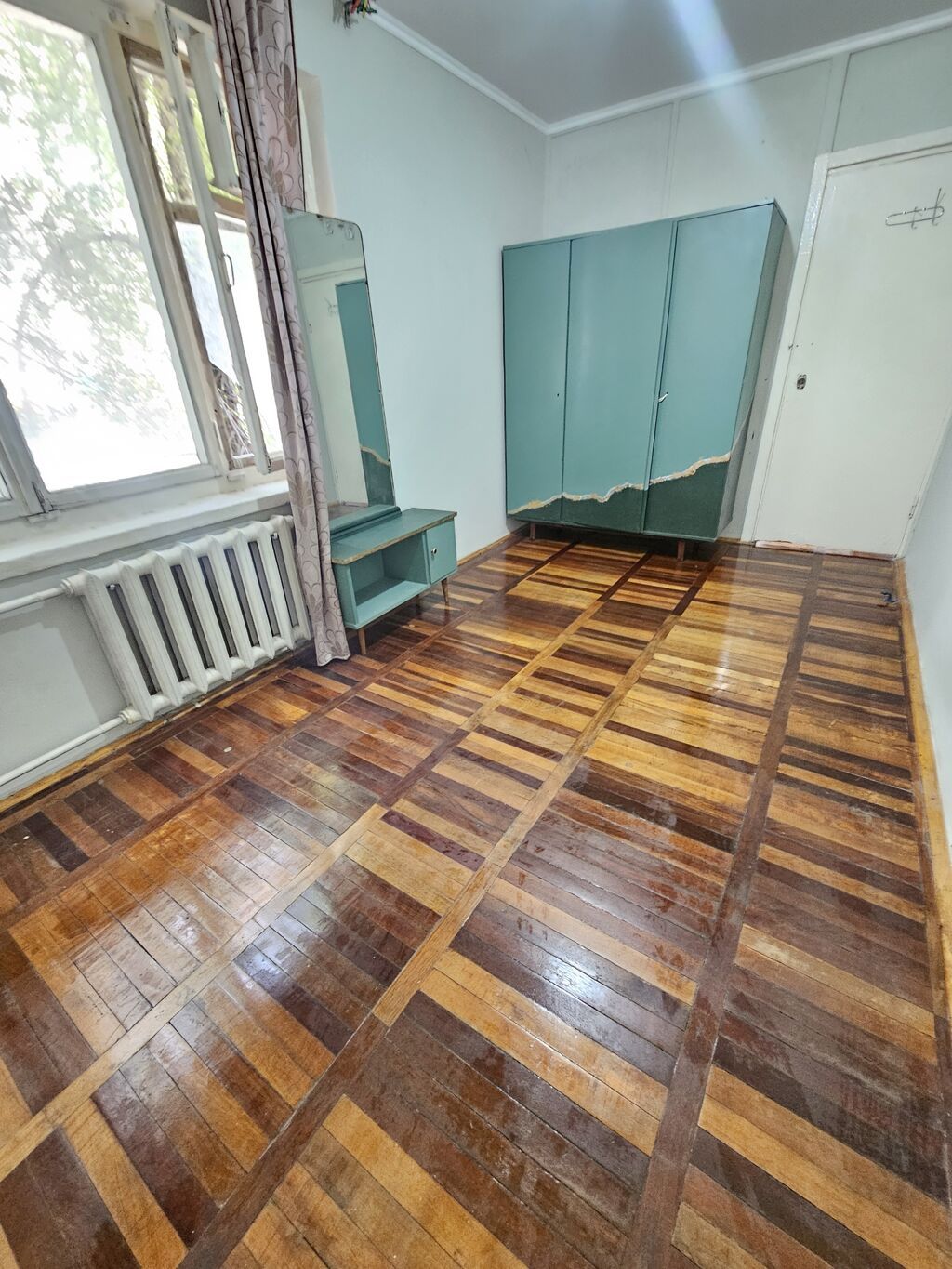 3 комнаты, 58 м², 10 мкр 104 серия, 2 этаж, Требуется ремонт: фото 3