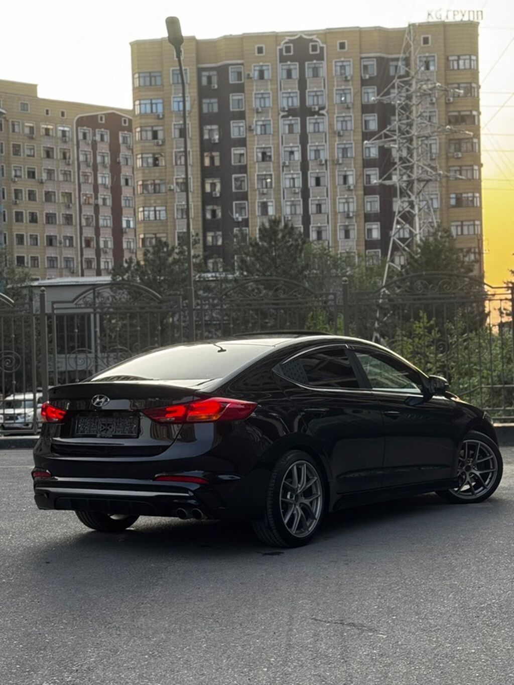 Hyundai Avante: 2018 г., 1.6 л, Механика, Бензин, Седан: фото 2