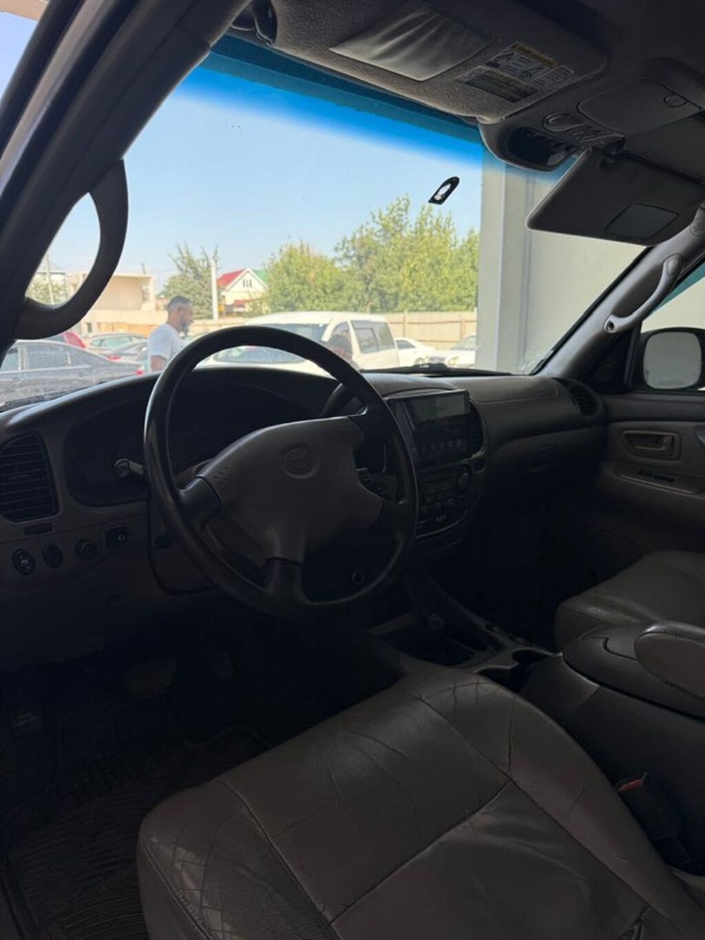 Toyota Sequoia: 2002 г., 4.7 л, Автомат, Газ, Внедорожник: фото 6