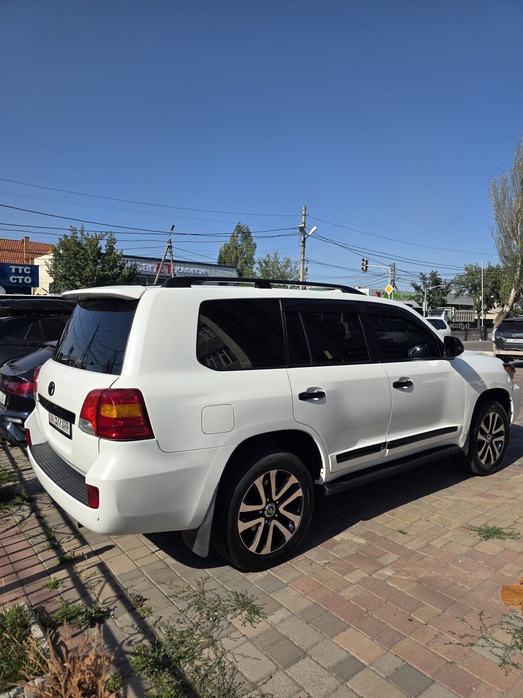 Toyota Land Cruiser: 2012 г., 4.5 л, Автомат, Дизель, Внедорожник: фото 2