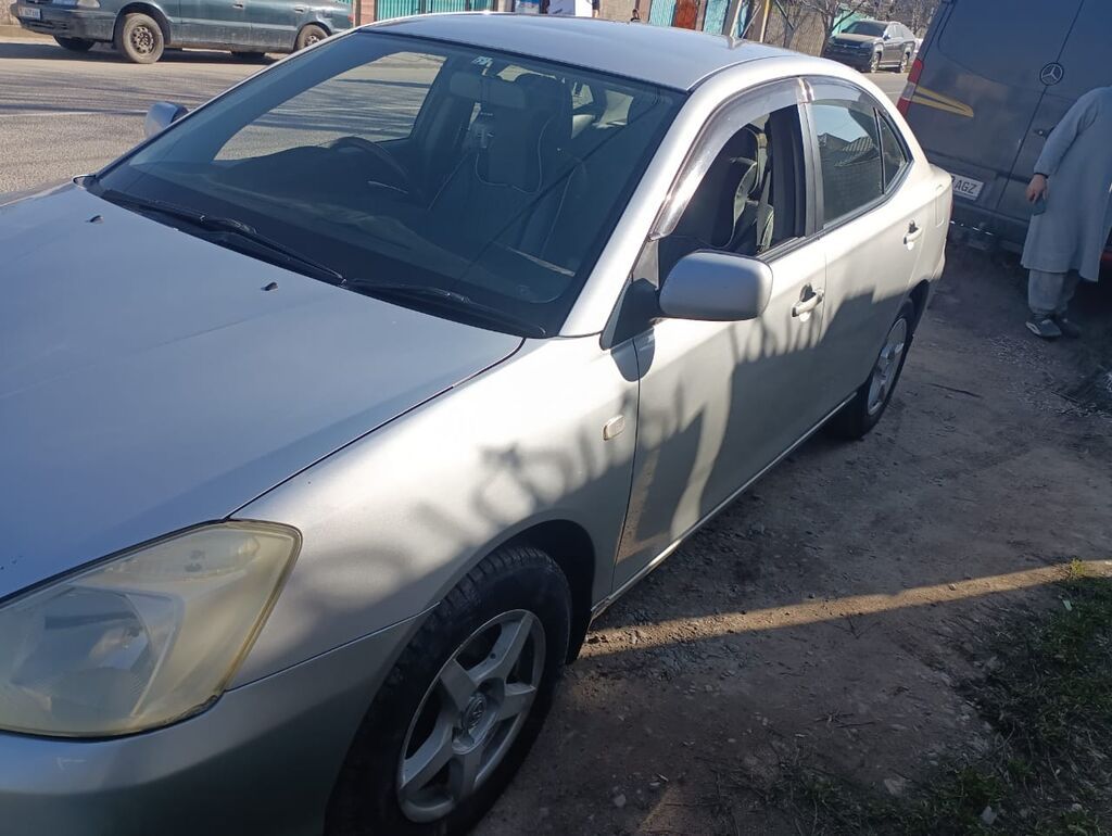 Toyota Allion: 2004 г., Автомат, Седан: фото 2
