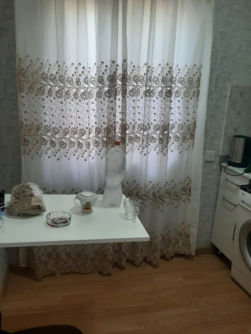 Xıdalanda1 otaqlı heyet evi xirdalanda pajaranin yaninda yerlesir.tek