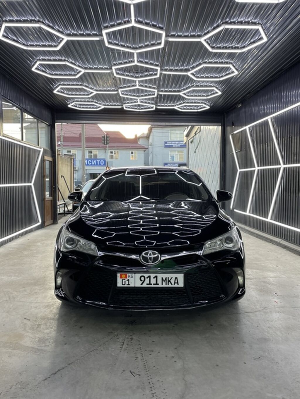 Toyota Camry: 2017 г., 2.5 л, Автомат, Бензин, Седан: фото 1