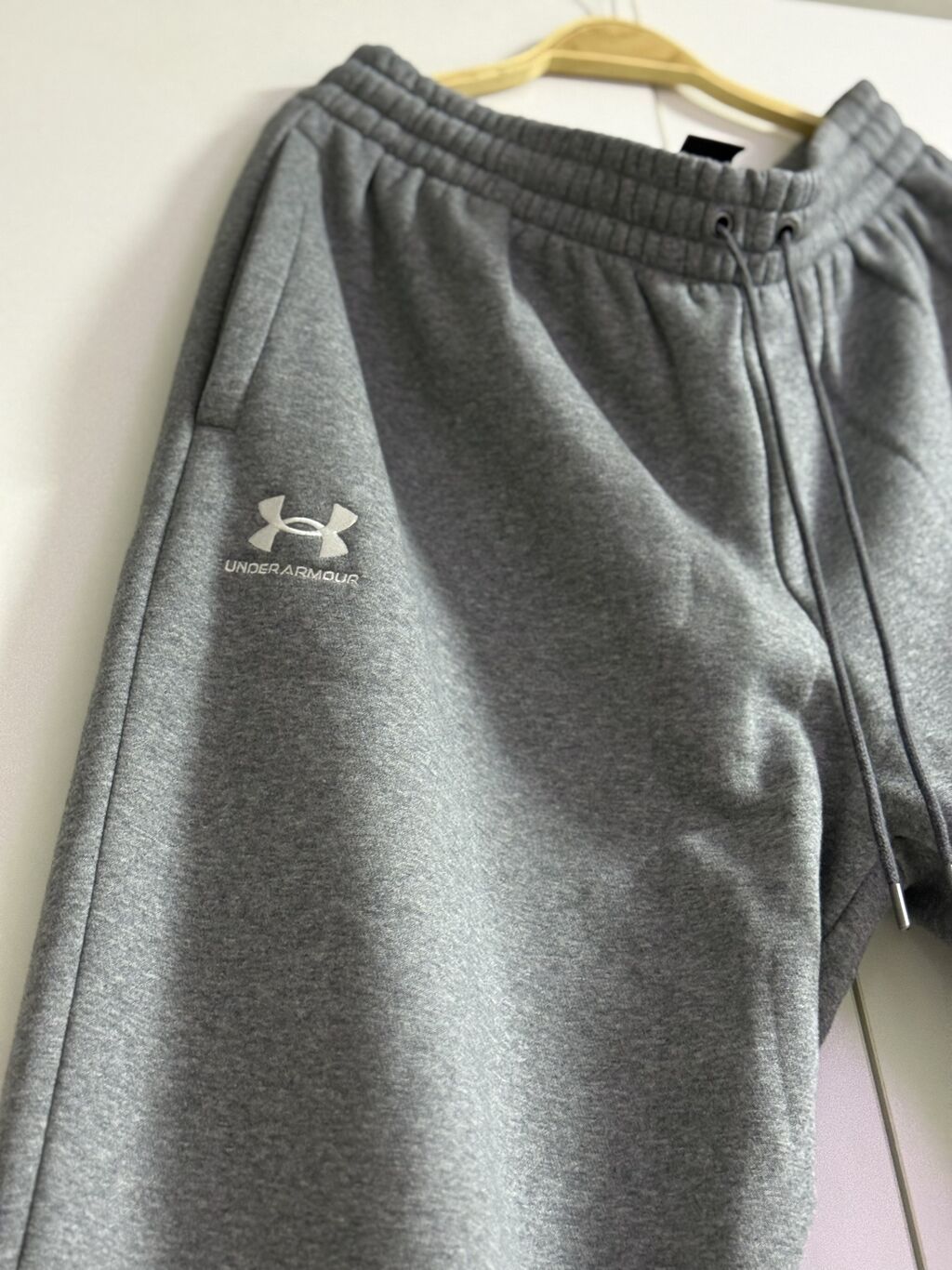 Мужские брюки, XL, Under Armour, Новый, цвет - Серый: фото 2