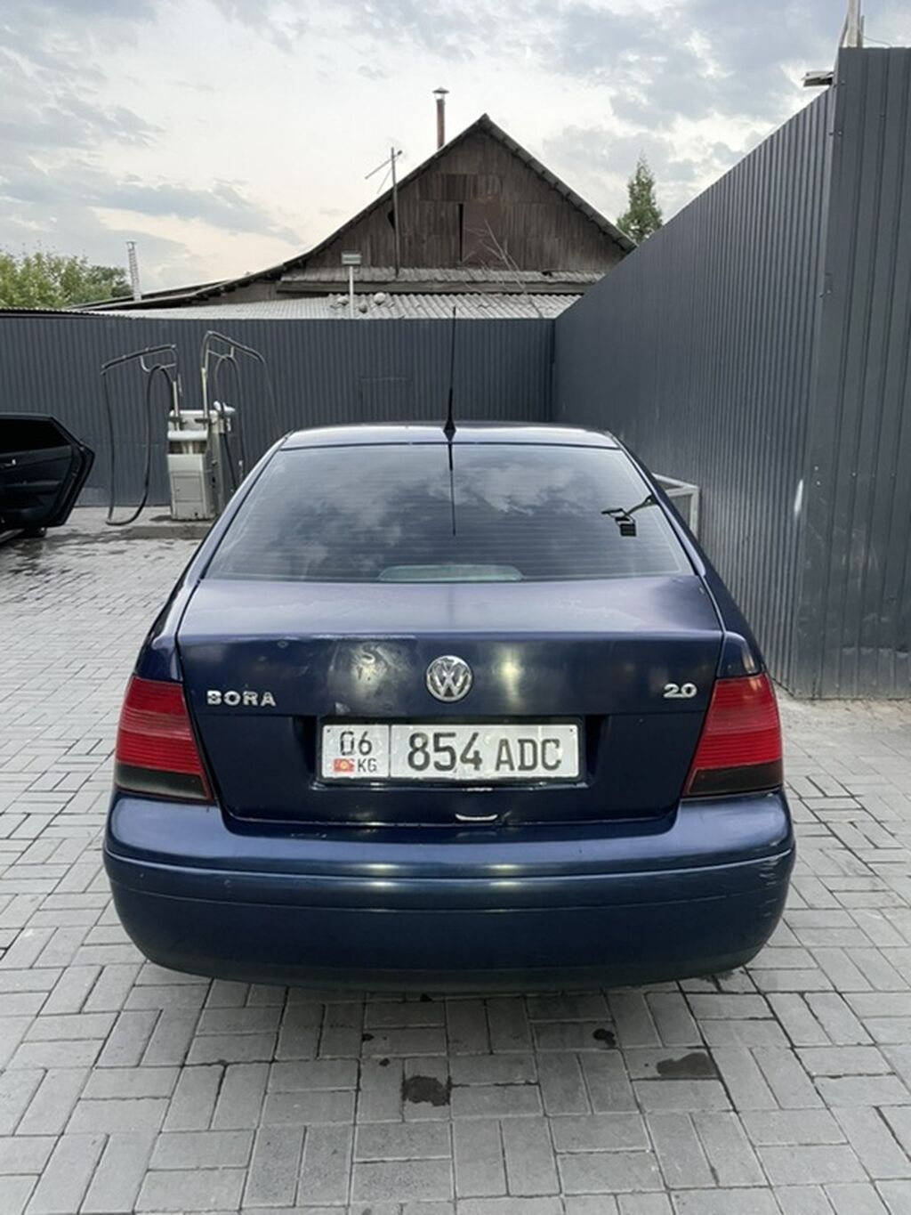 Volkswagen Bora: 1999 г., 2 л, Бензин, Седан: фото 4