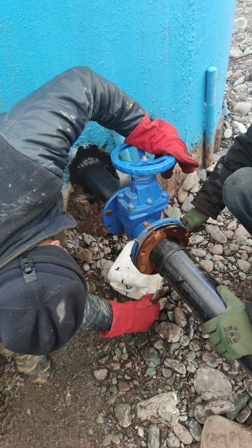 Требуется сварщик на производство, еженедельная оплата: фото 6