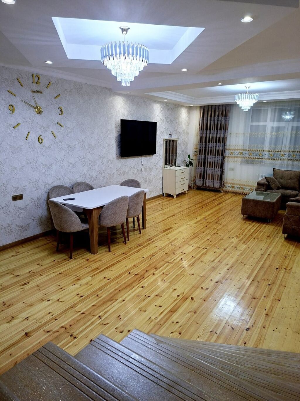 4 otaqlı, 120 kv. m, Kredit var, Yeni təmirli
