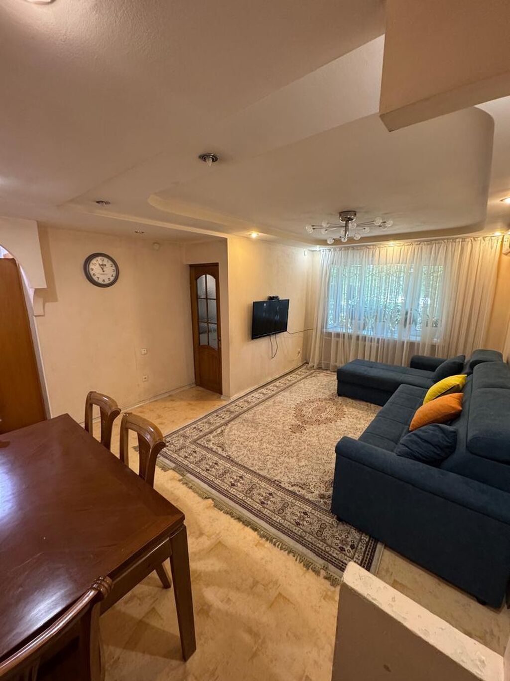 3 комнаты, 56 м², Индивидуалка, 1 этаж, Евроремонт: фото 2