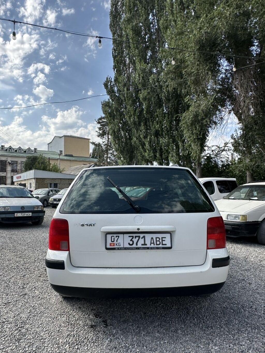 Volkswagen Passat Variant: 2000 г., 1.6 л, Механика, Бензин, Универсал: фото 6