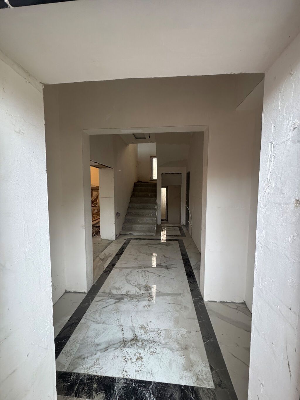 Sarayda 7 otaqlı həyət evi satılır, 150 m², 250 000 AZN, şəkil 3 / 12