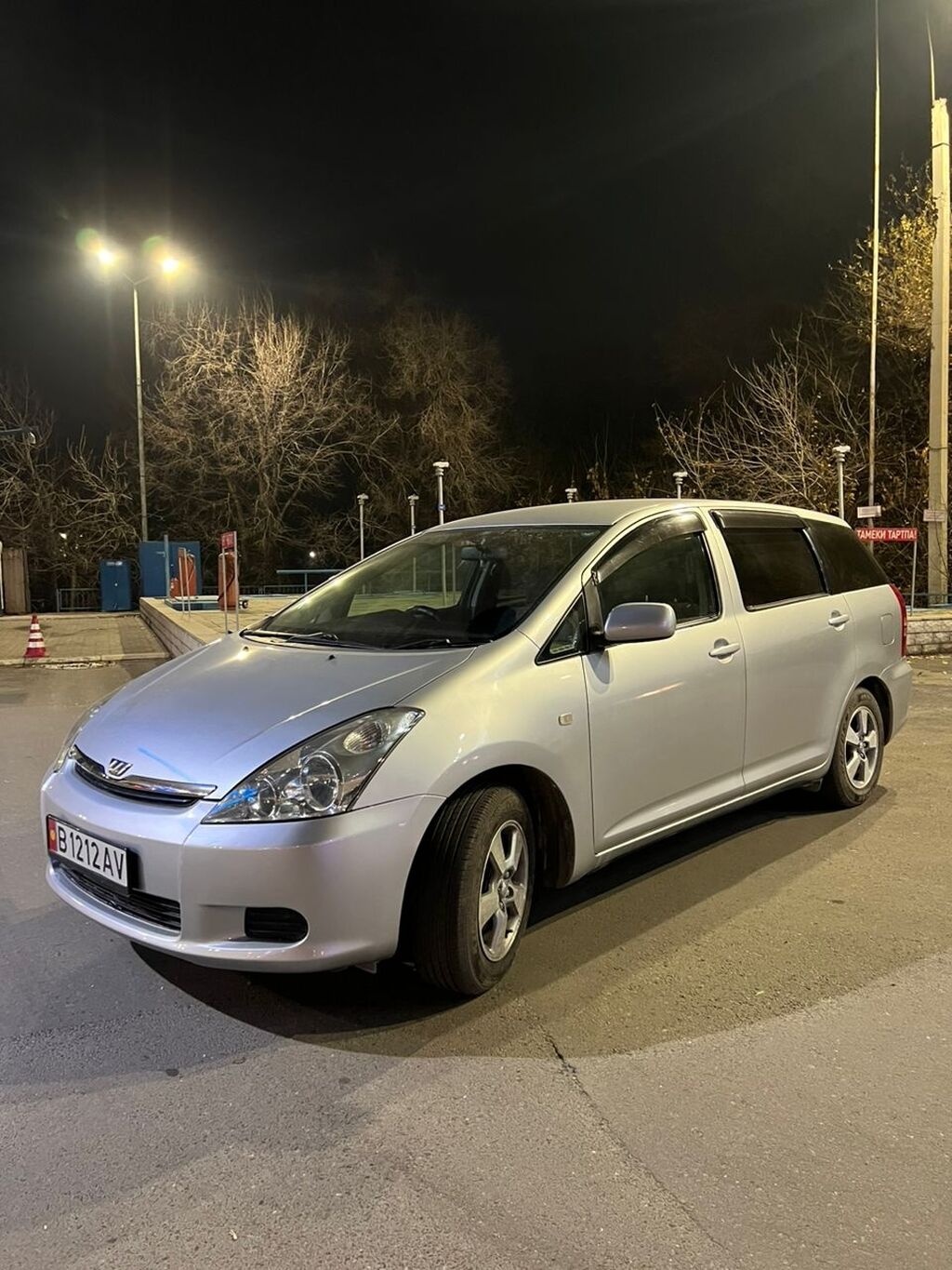 Toyota Wish 2003