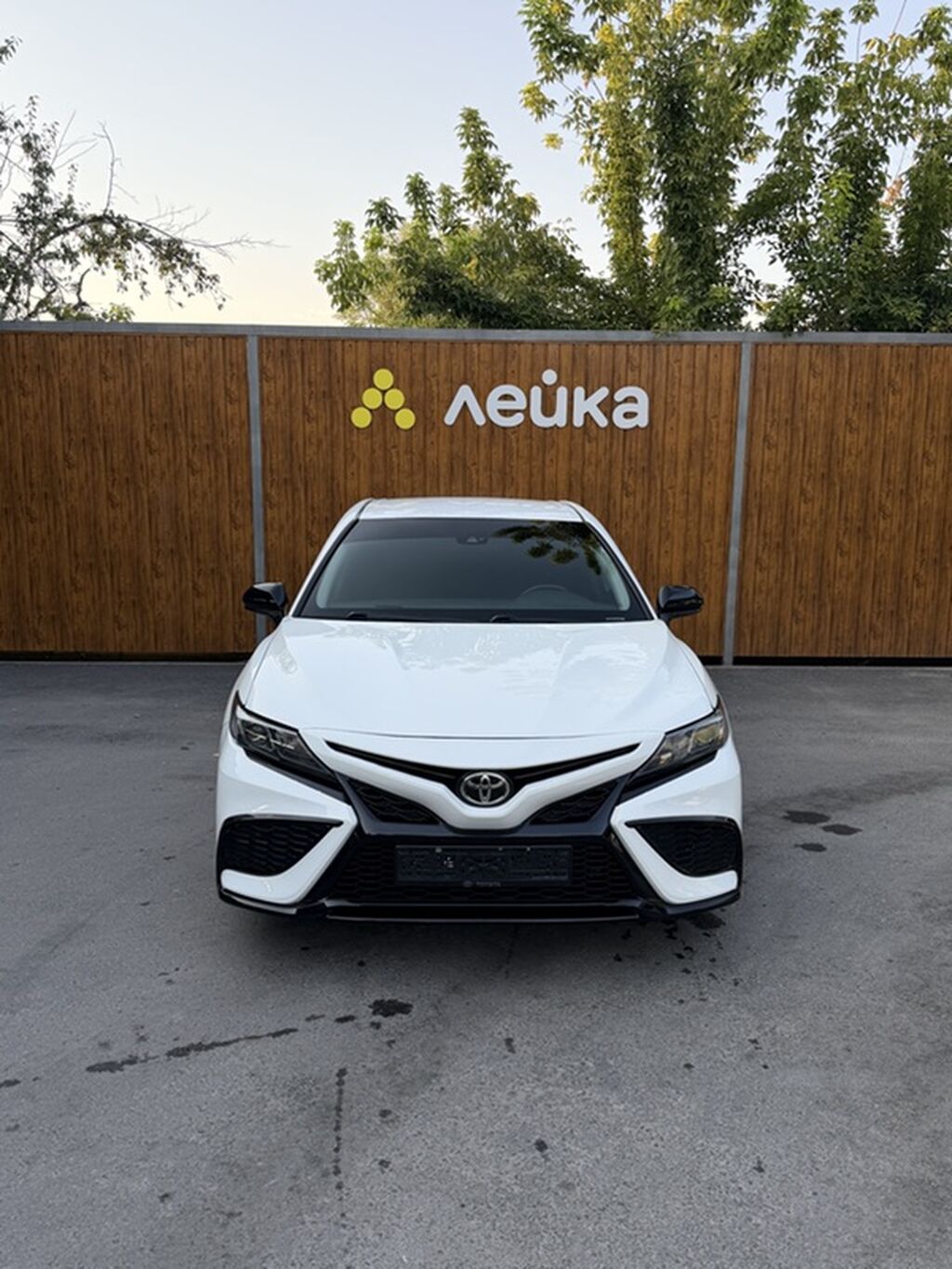 Toyota Camry: 2020 г., 2.5 л, Автомат, Бензин, Седан: фото 3