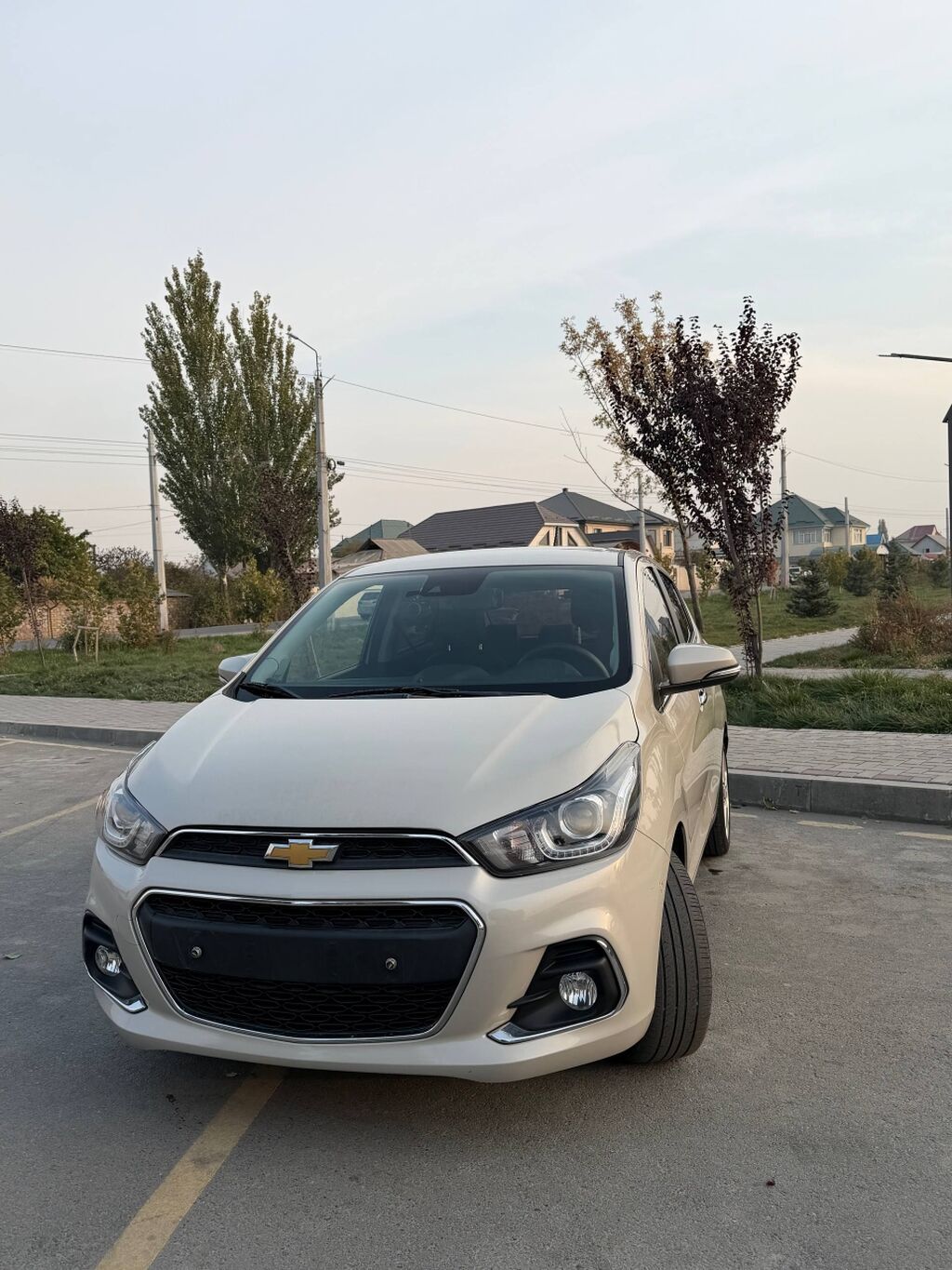 Chevrolet Spark: 2017 г., 1 л, Автомат, Бензин, Хэтчбэк: фото 3