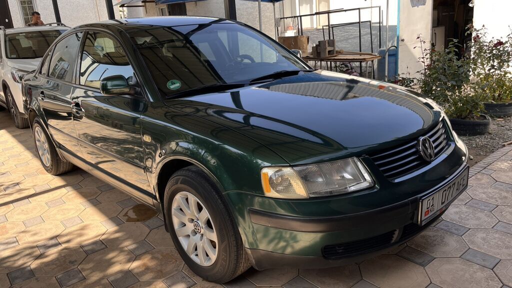 Volkswagen Passat: 1999 г., 1.6 л, Механика, Бензин, Седан: фото 2