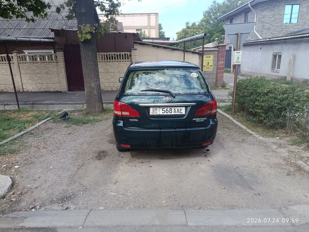 Продам Toyota Avensis Verso 2001, дизель, механика: фото 4