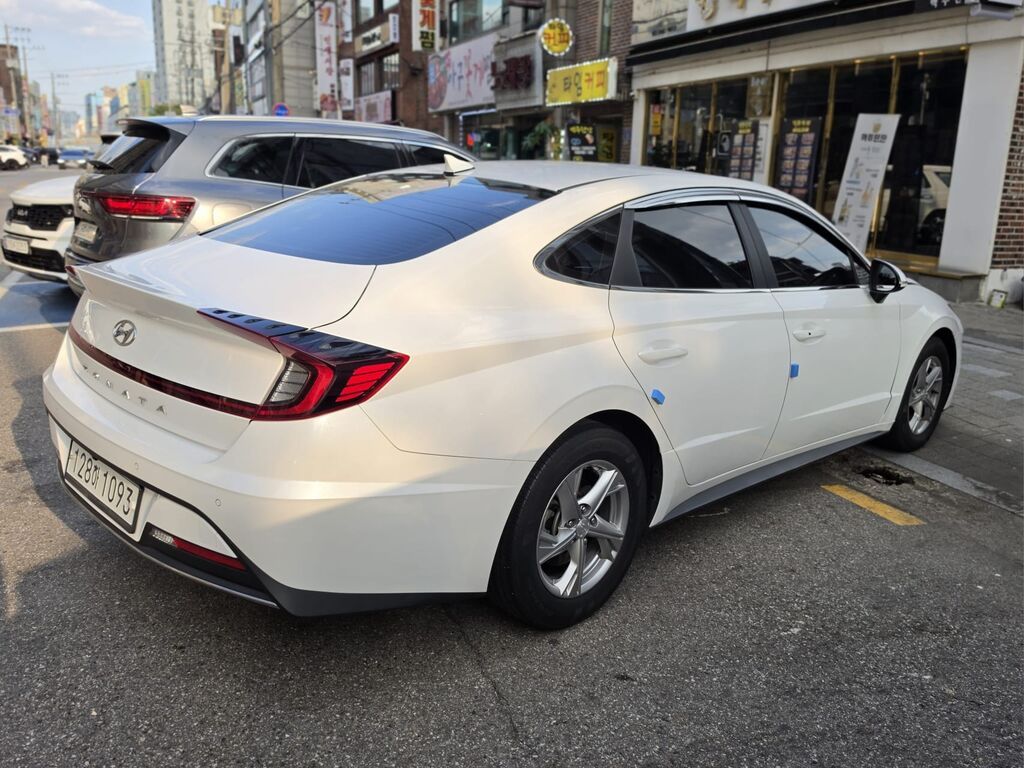 Hyundai Sonata: 2019 г., 2 л, Вариатор, Газ, Седан: фото 3