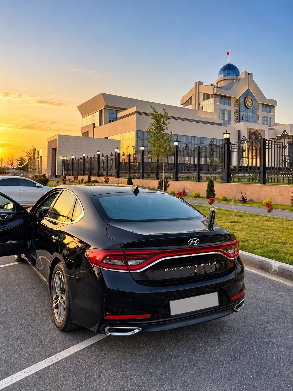 Hyundai Grandeur: 2018 г., 3 л, Автомат, Газ, Седан: фото 3