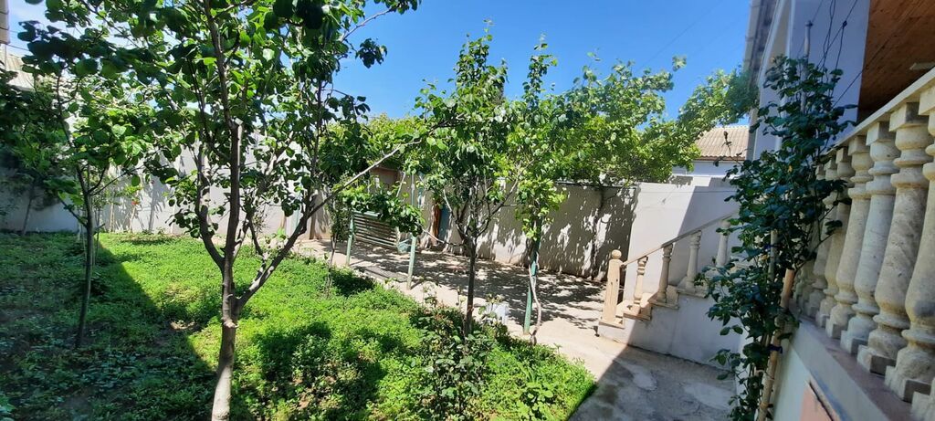130 kv. m, 3 otaqlı, Qaz, İşıq, Su