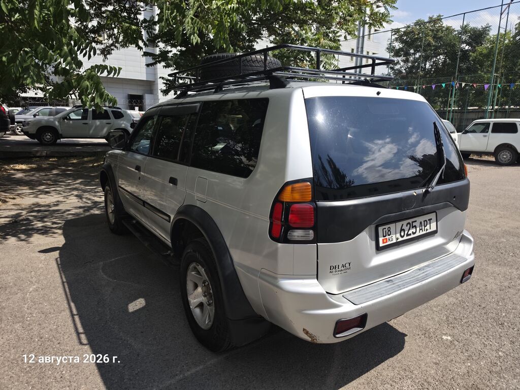Mitsubishi Pajero Sport: 2003 г., 3 л, Автомат, Газ, Внедорожник: фото 3