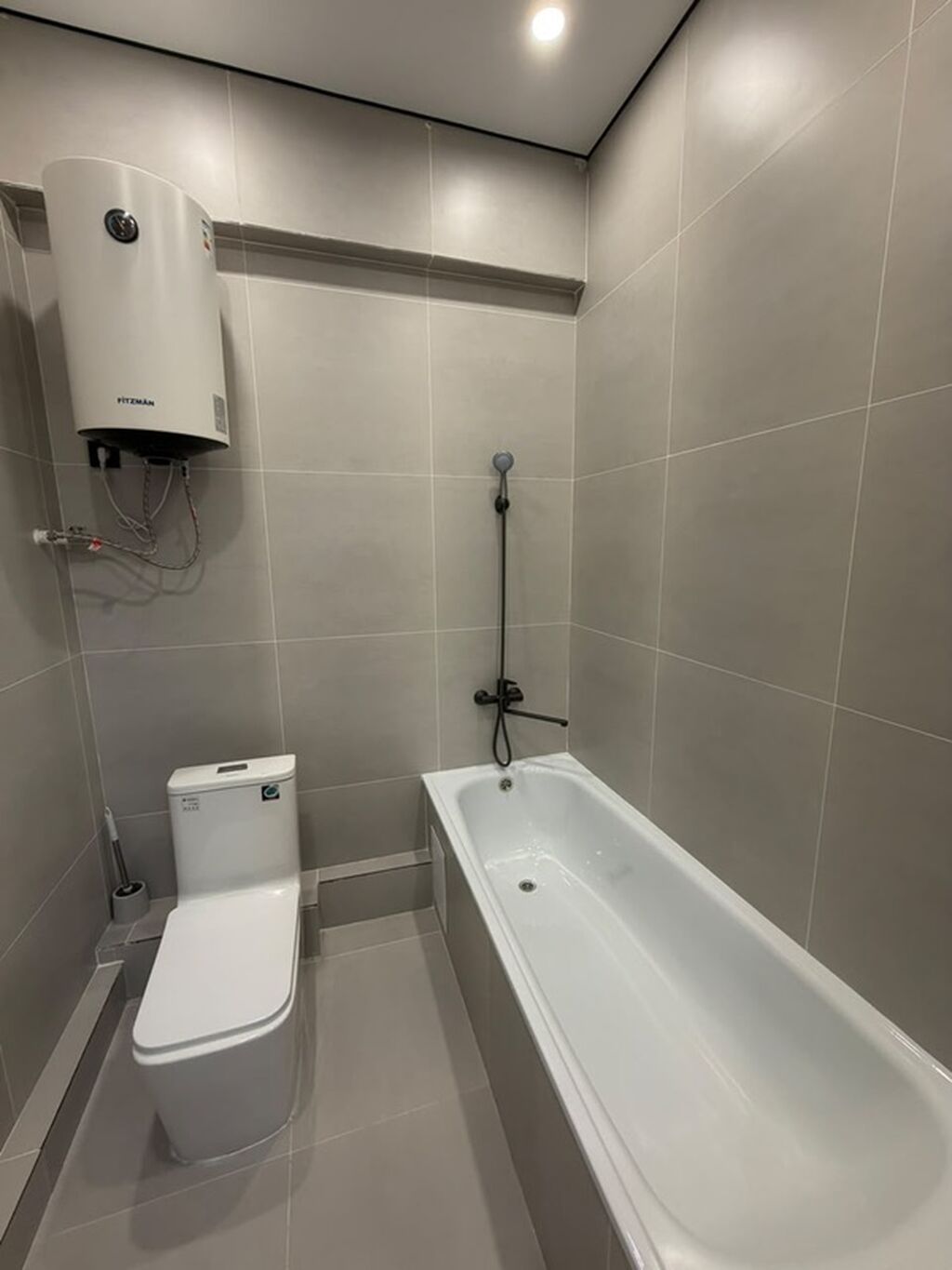 1 комната, 42 м², Пишпек Элитка, 11 этаж, Дизайнерский ремонт: фото 2