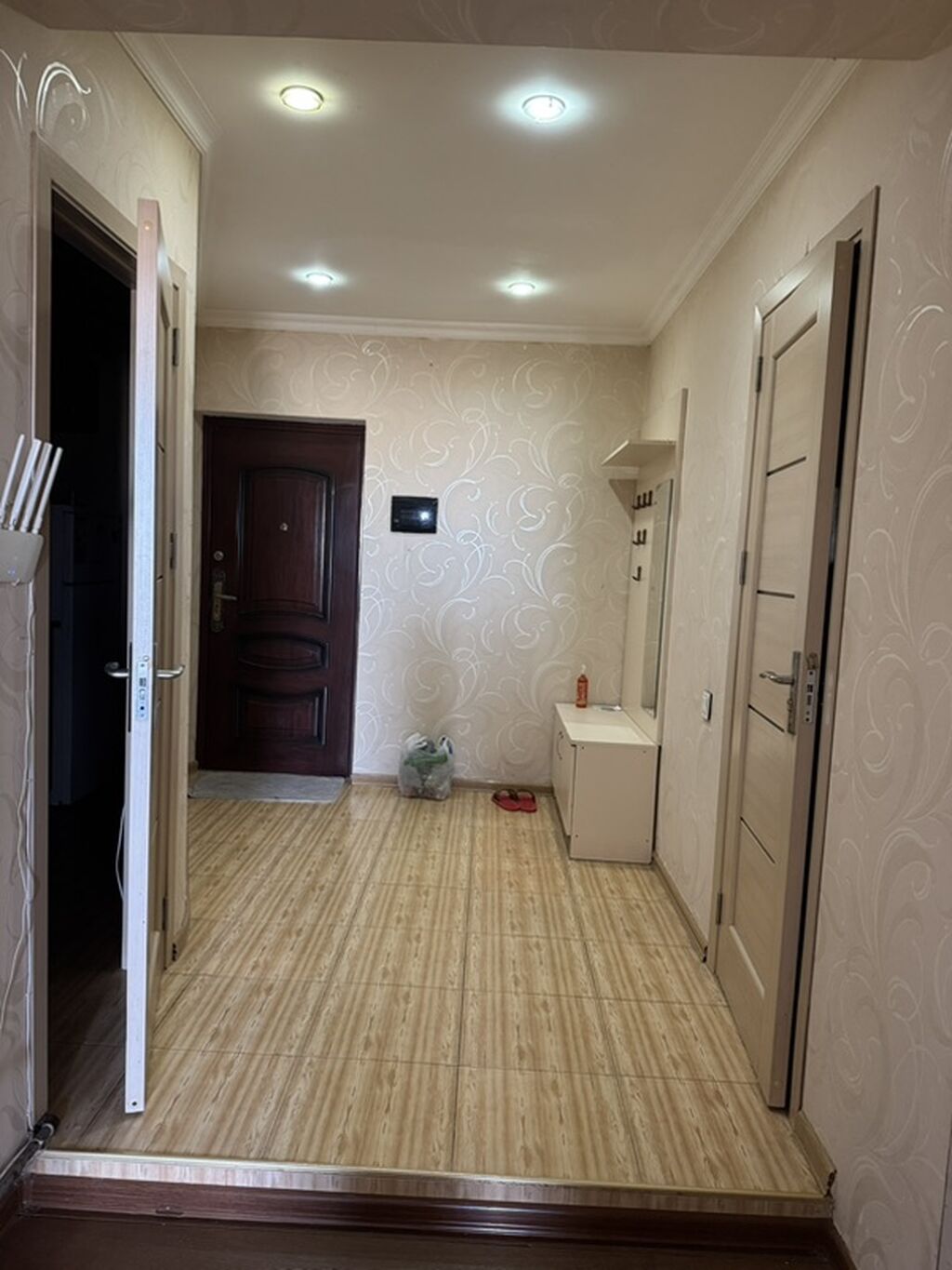 Mənzil – yeni tikili, dəniz mənzərəli - Planlama: geniş qonaq otağı