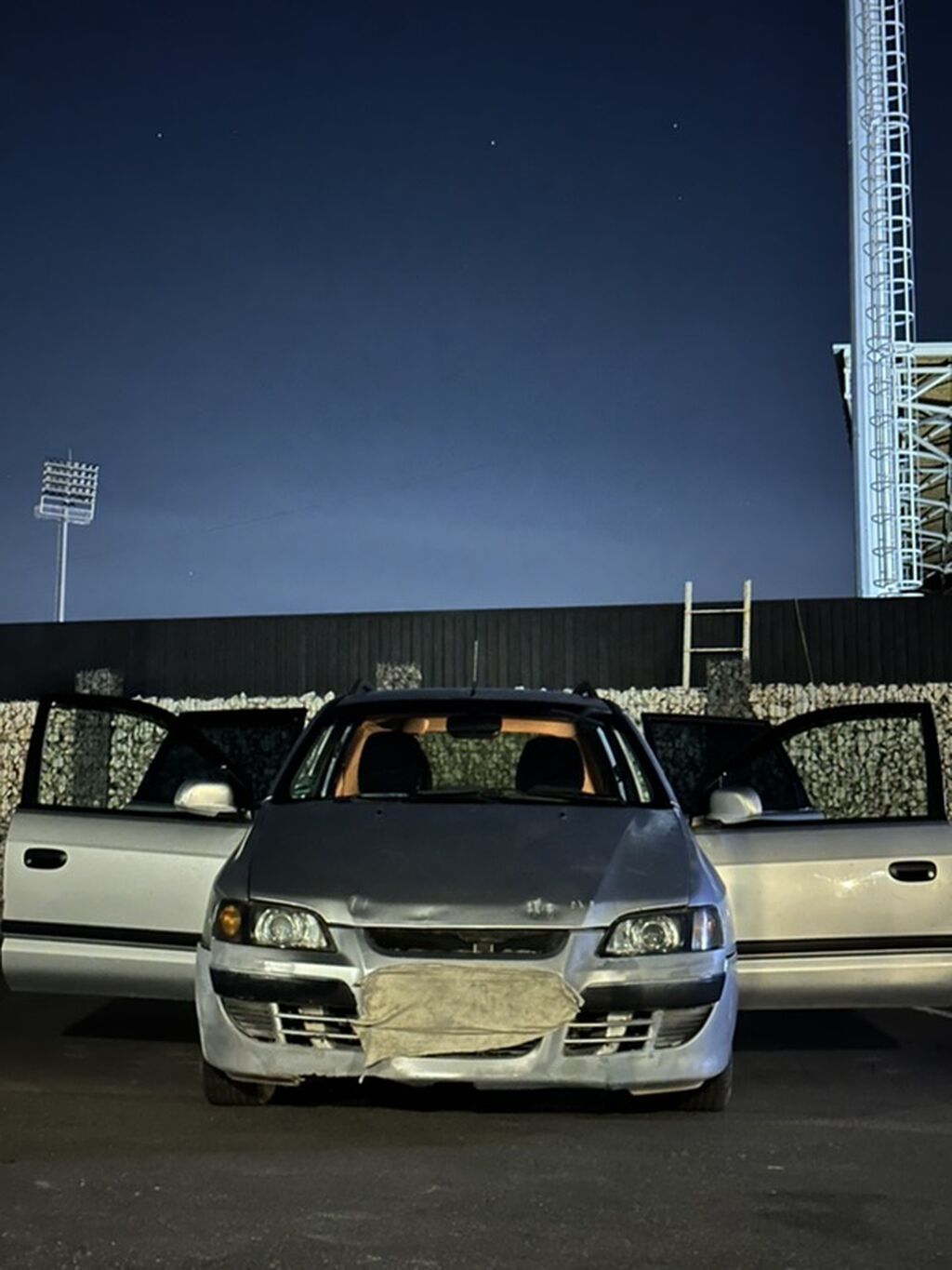 Mitsubishi Space Star: 2003 г., 1.8 л, Автомат, Бензин, Универсал: фото 4