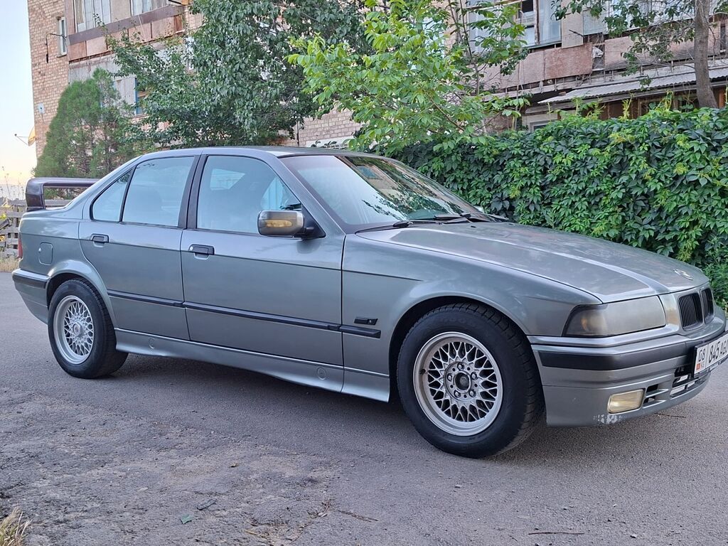 BMW 3 series: 1993 г., 2 л, Автомат, Бензин, Седан: фото 3