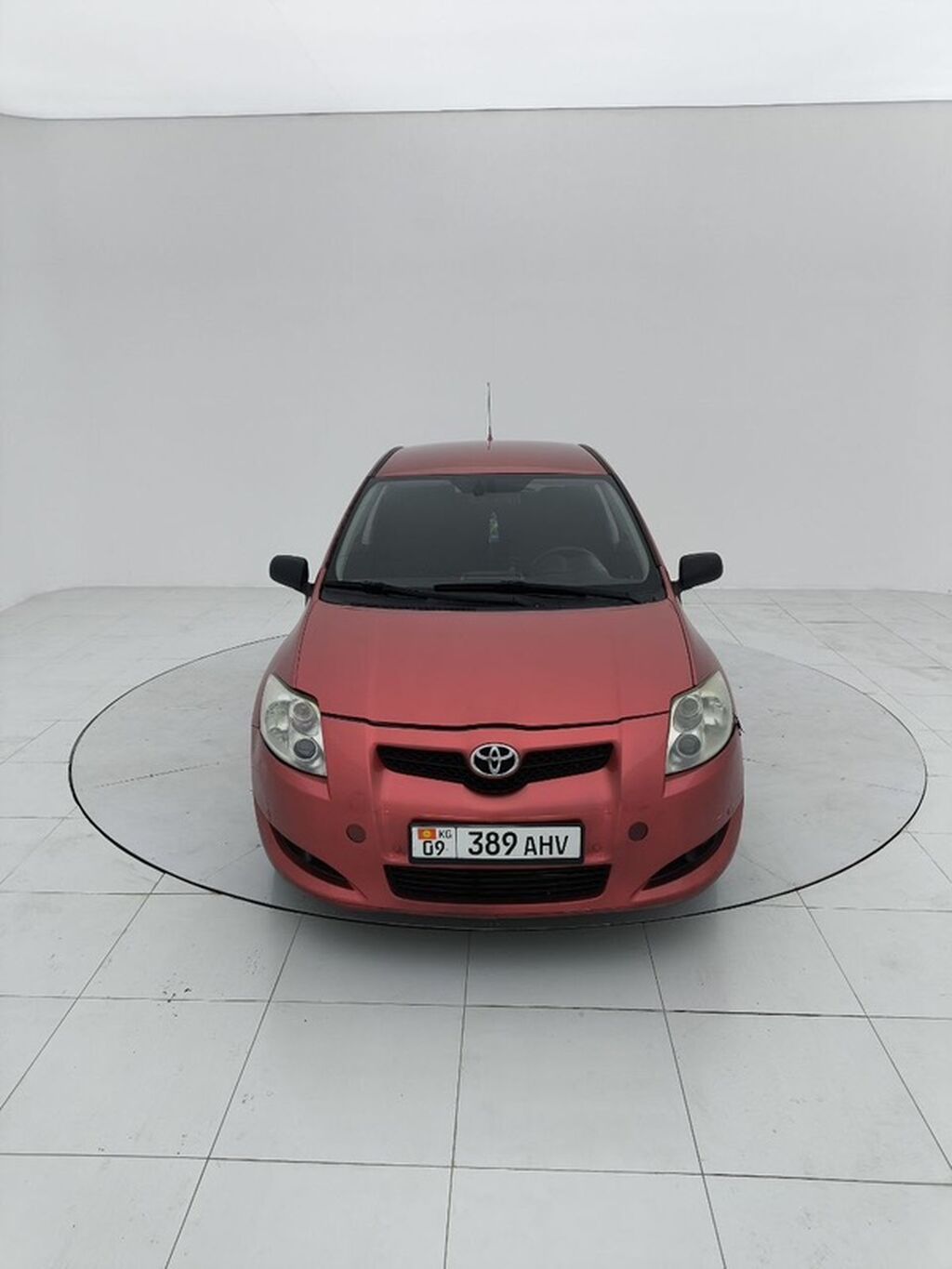 Toyota Auris: 2007 г., 1.6 л, Бензин, Хэтчбэк — фото 3