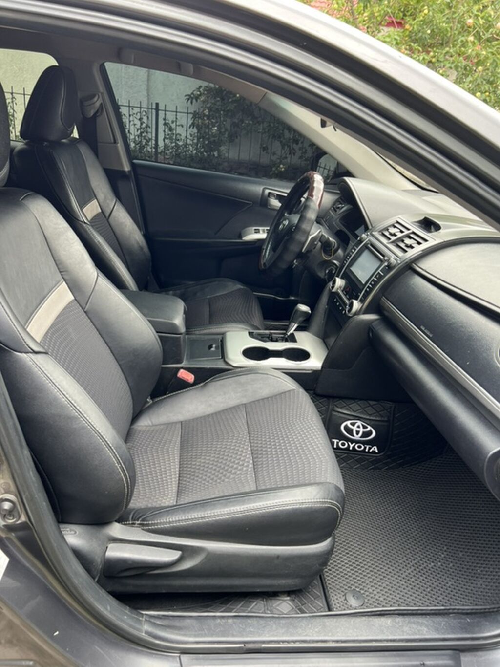Toyota Camry: 2012 г., 2.5 л, Автомат, Бензин, Седан: фото 6
