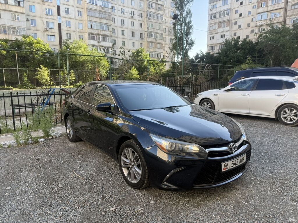 Toyota Camry: 2016 г., 2.5 л, Автомат, Бензин, Седан: фото 2