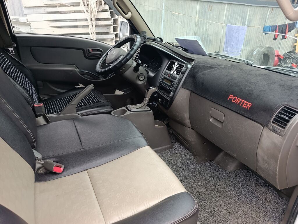 Hyundai Porter II — компактный малотоннажный грузовик с бортовой: фото 2