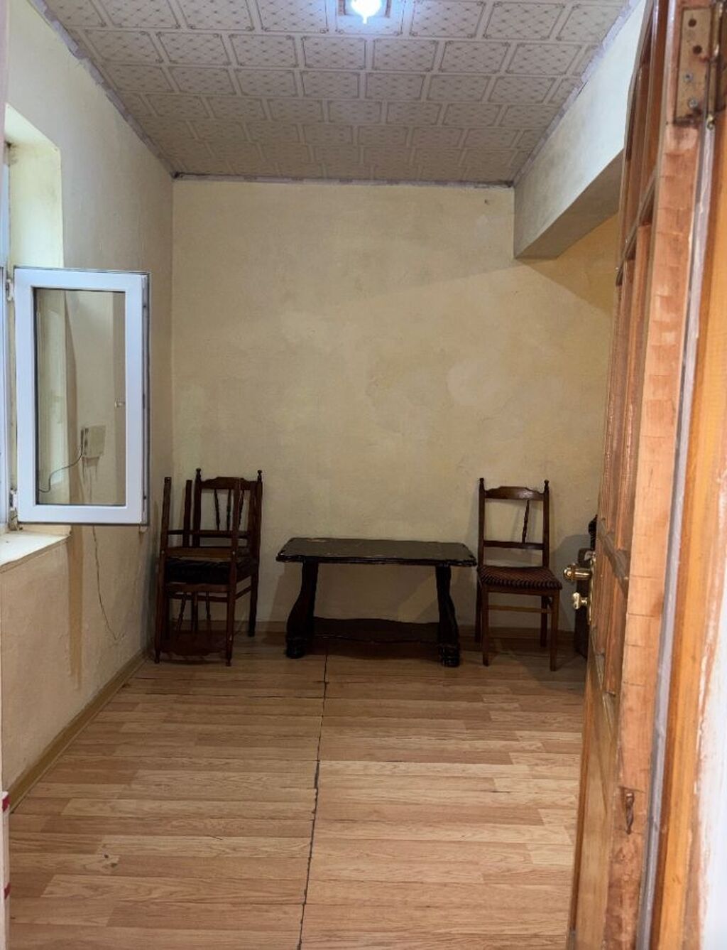 Badamdar qəs. 3 otaqlı, 65 kv. m