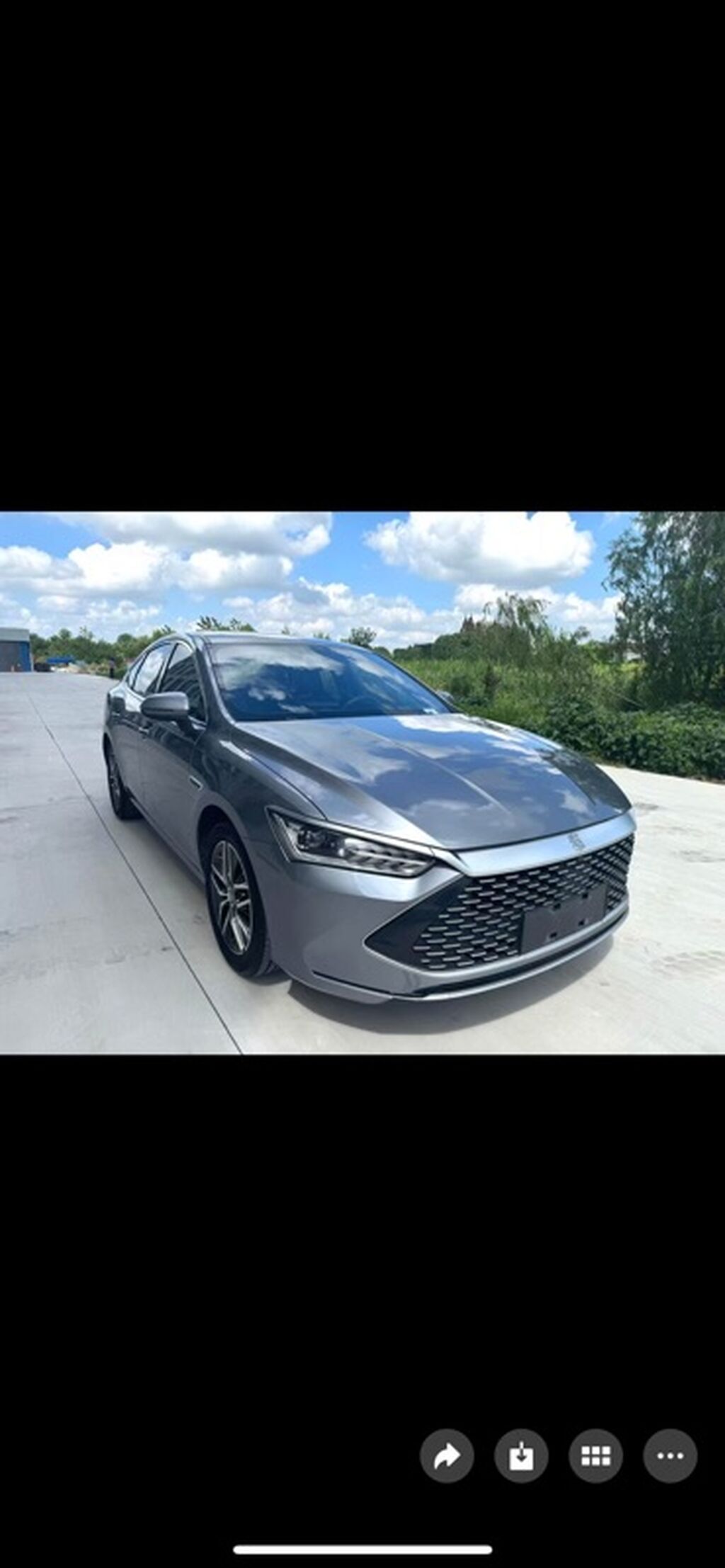 BYD Qin: 2022 г., 1.5 л, Гибрид, Седан: фото 4