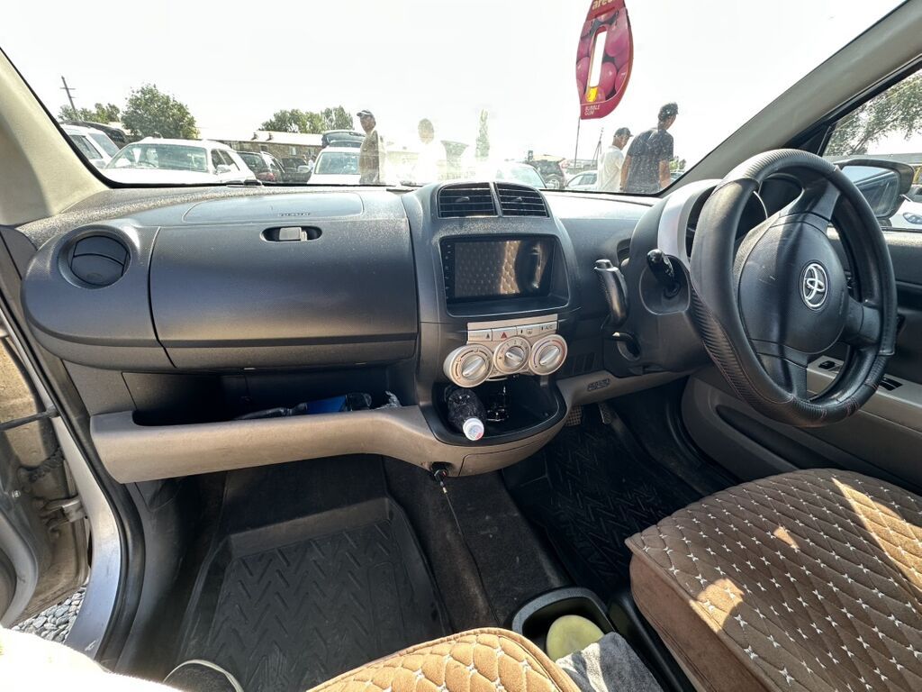 Toyota Passo: 2005 г., 1 л, Автомат, Бензин, Хэтчбэк: фото 4