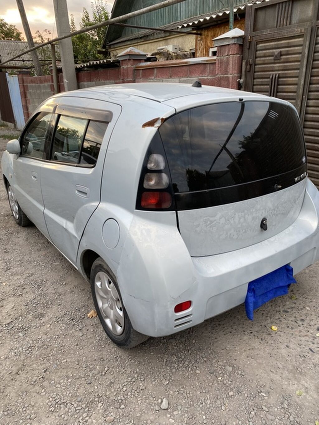 Toyota WiLL: 2002 г., Автомат, Бензин, Хэтчбэк: фото 8