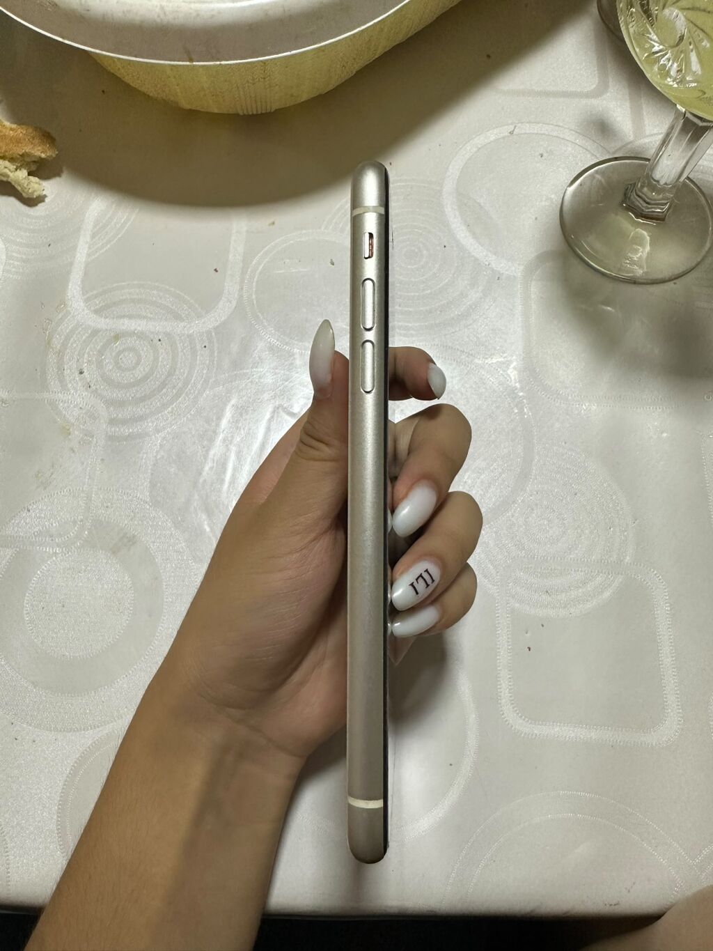 IPhone 11, белый цвет минусов нет чехлы в подарок Характеристики и: фото 4