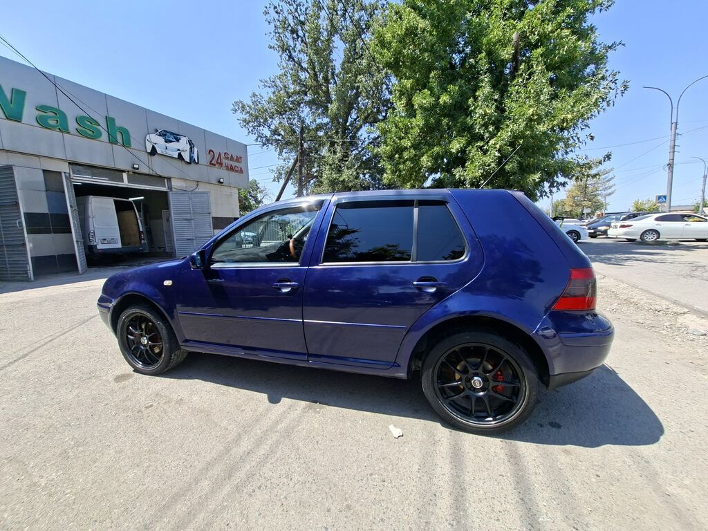 Volkswagen Golf: 2002 г., 2 л, Автомат, Бензин, Хэтчбэк: фото 4