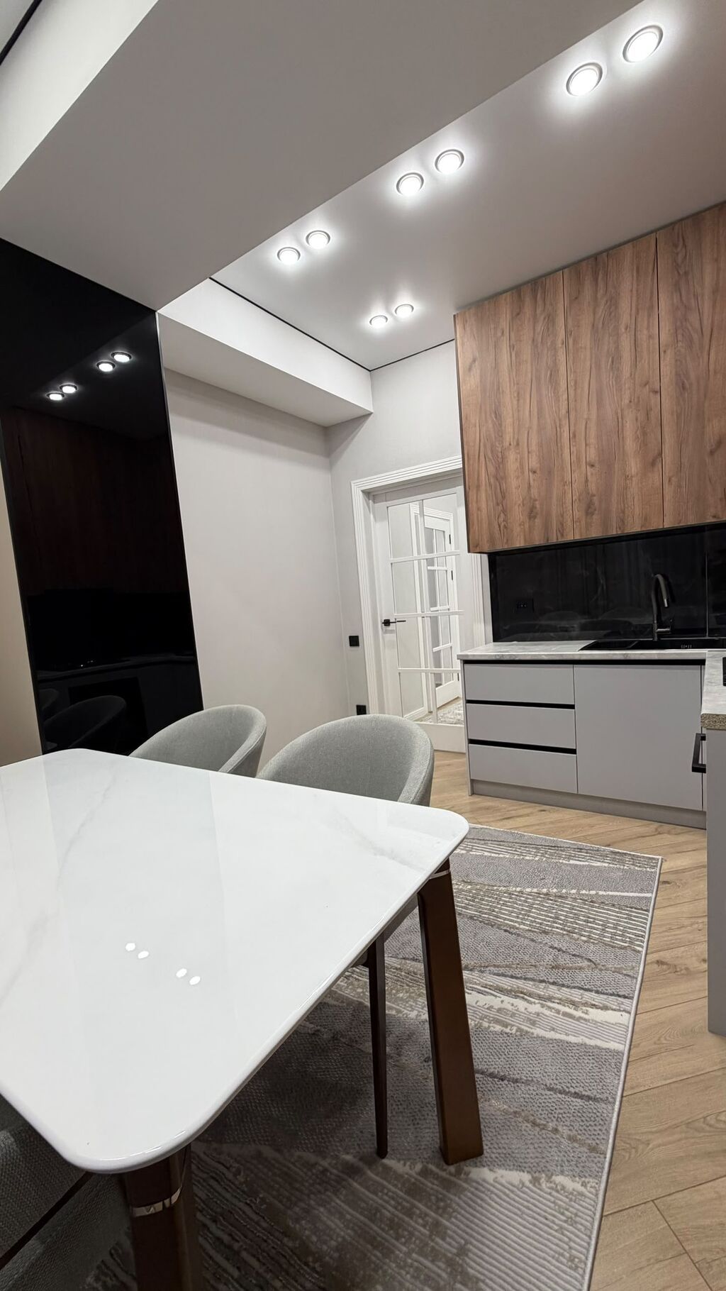 2 комнаты, 65 м², Южная Магистраль Элитка, 3 этаж, Дизайнерский ремонт: фото 3