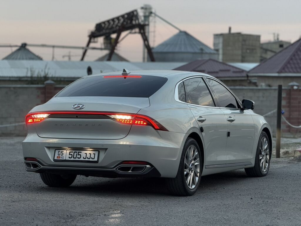 Hyundai Grandeur: 2020 г., 2.4 л, Автомат, Гибрид, Седан: фото 3