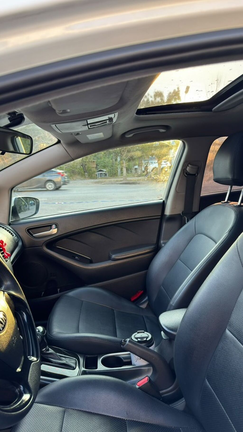 Kia K3: 2018 г., 1.6 л, Автомат, Бензин, Седан: фото 6